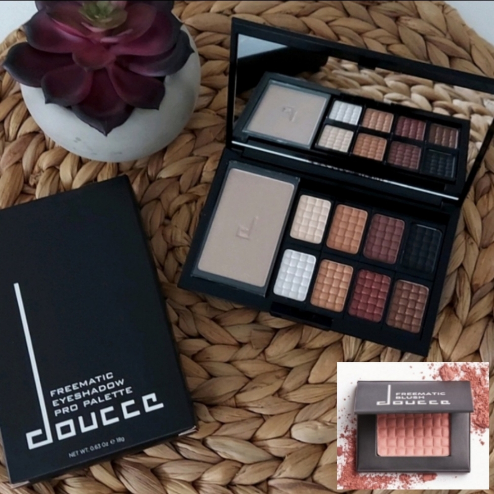Smokey Pro Palette + Blush by Doucce Freematic